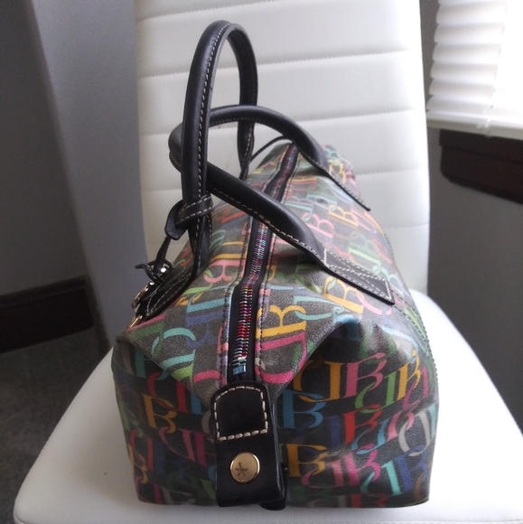 Dooney and Bourke Signature Duffle Shoulder Bag - Picture 6 of 8